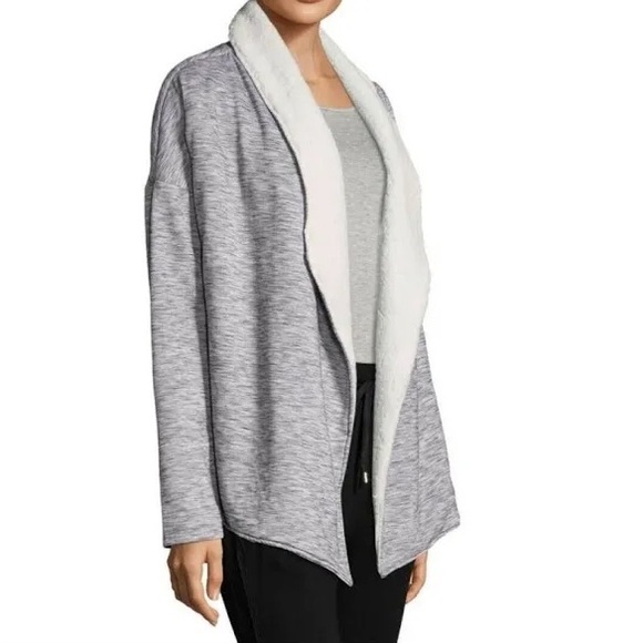 EUC GAIAM Women’s Yoga Faux Fur Sherpa Jacket - Picture 1 of 6